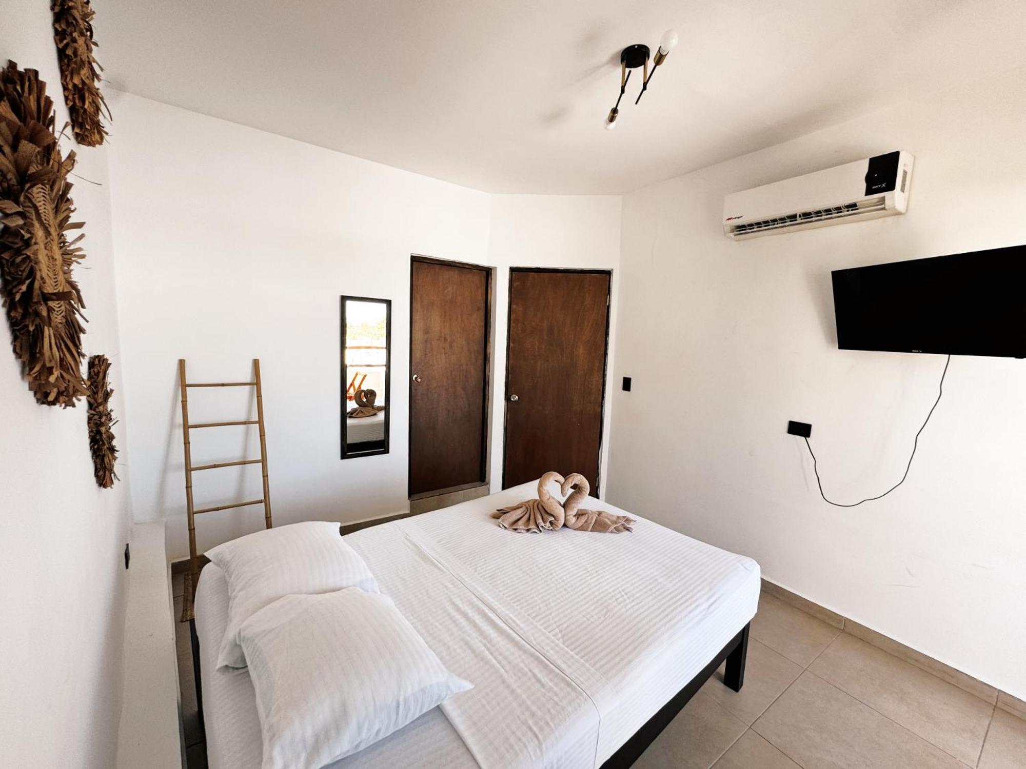 3B Wellness Hotel & Hostel Adults Only Плайя-дель-Кармен Екстер'єр фото